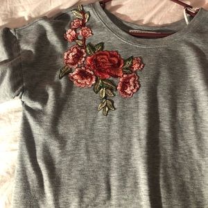 Grey Tshirt; Rose patch